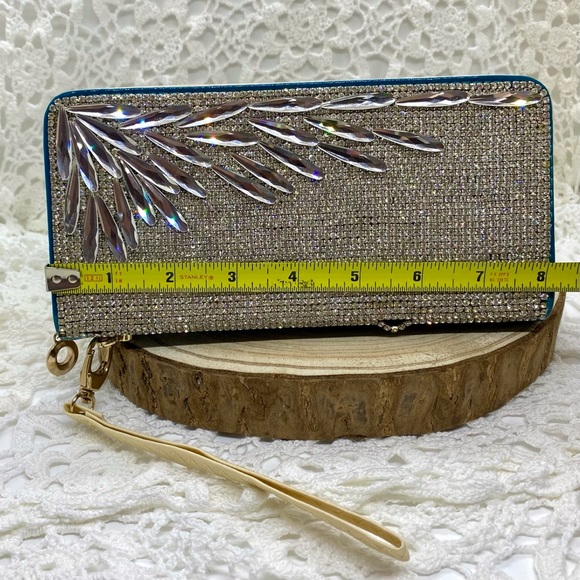 Rhinestone and Teal Clutch/Wristlet - Picture 7 of 8